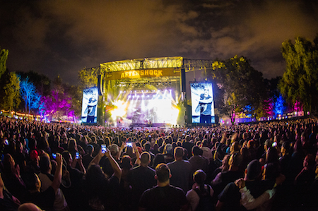 Avenged Sevenfold crowd at Monster Energy AFTERSHOCK 2016, photo by Stephanie Cabral