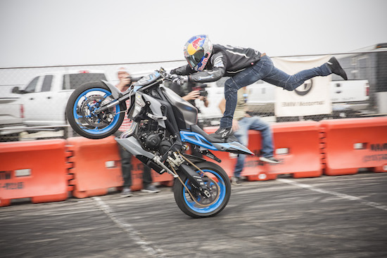 Moto Beach Classic stunt rider at Surf City Blitz